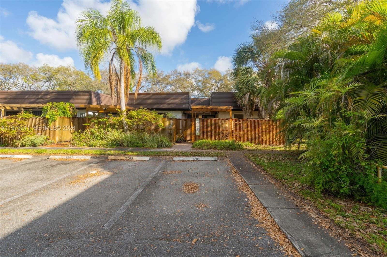 3785 Raleigh Street, Hollywood, FL 33021 photo 30