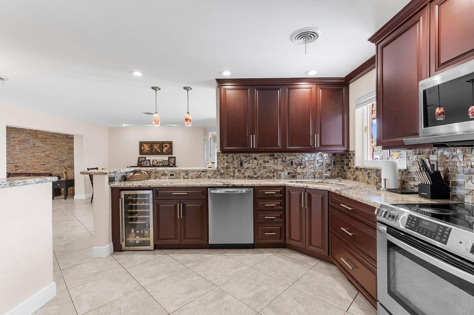 5581 SW 13th Street, Plantation, FL 33317 photo 18