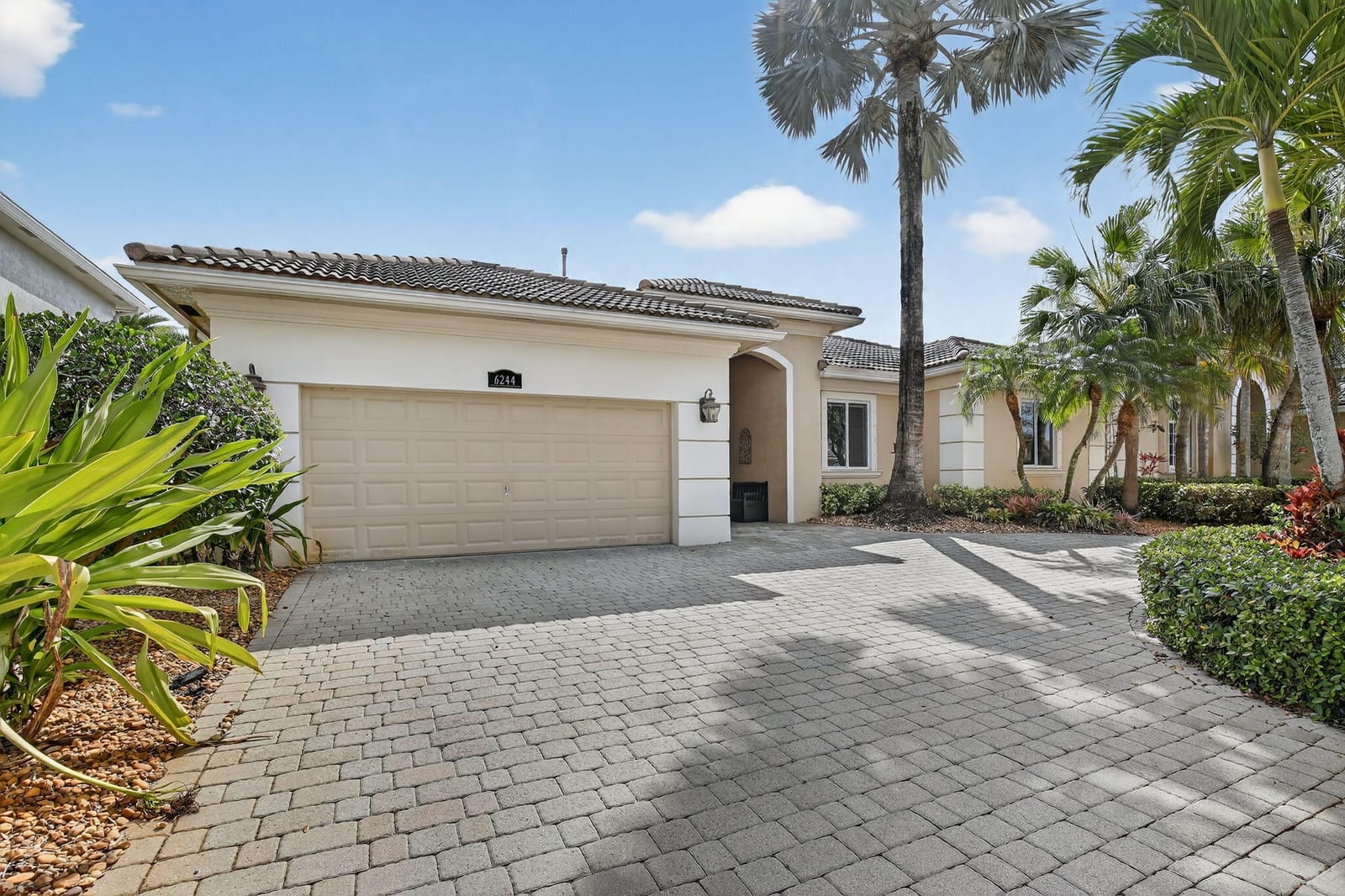 6244 SW 192nd Avenue, Fort Lauderdale, FL 33332