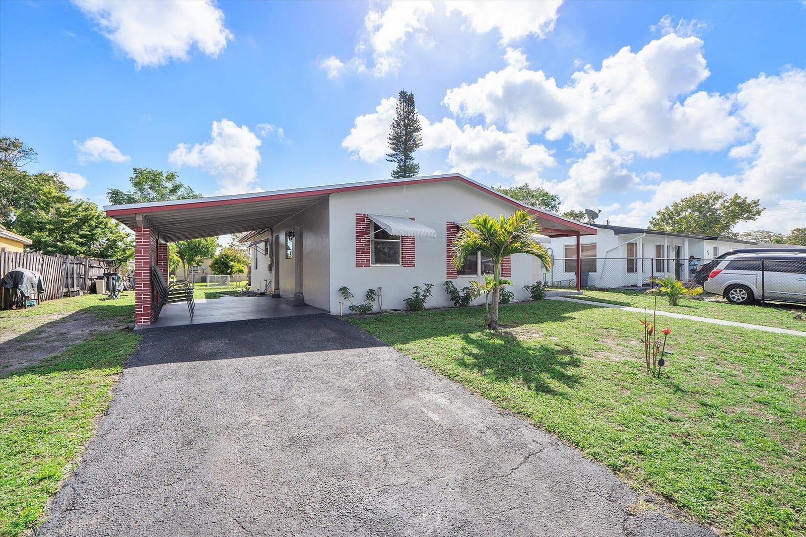 640 SW 28th Terrace, Fort Lauderdale, FL 33312