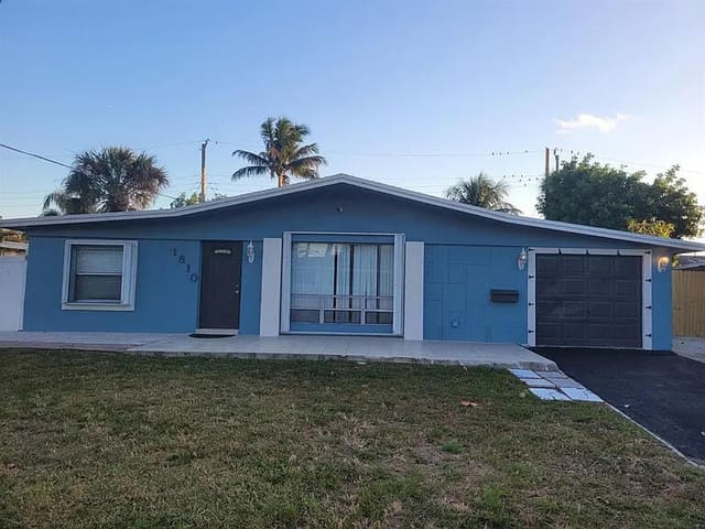 1810 NE 42nd Street, Beacon Heights, Pompano Beach, FL