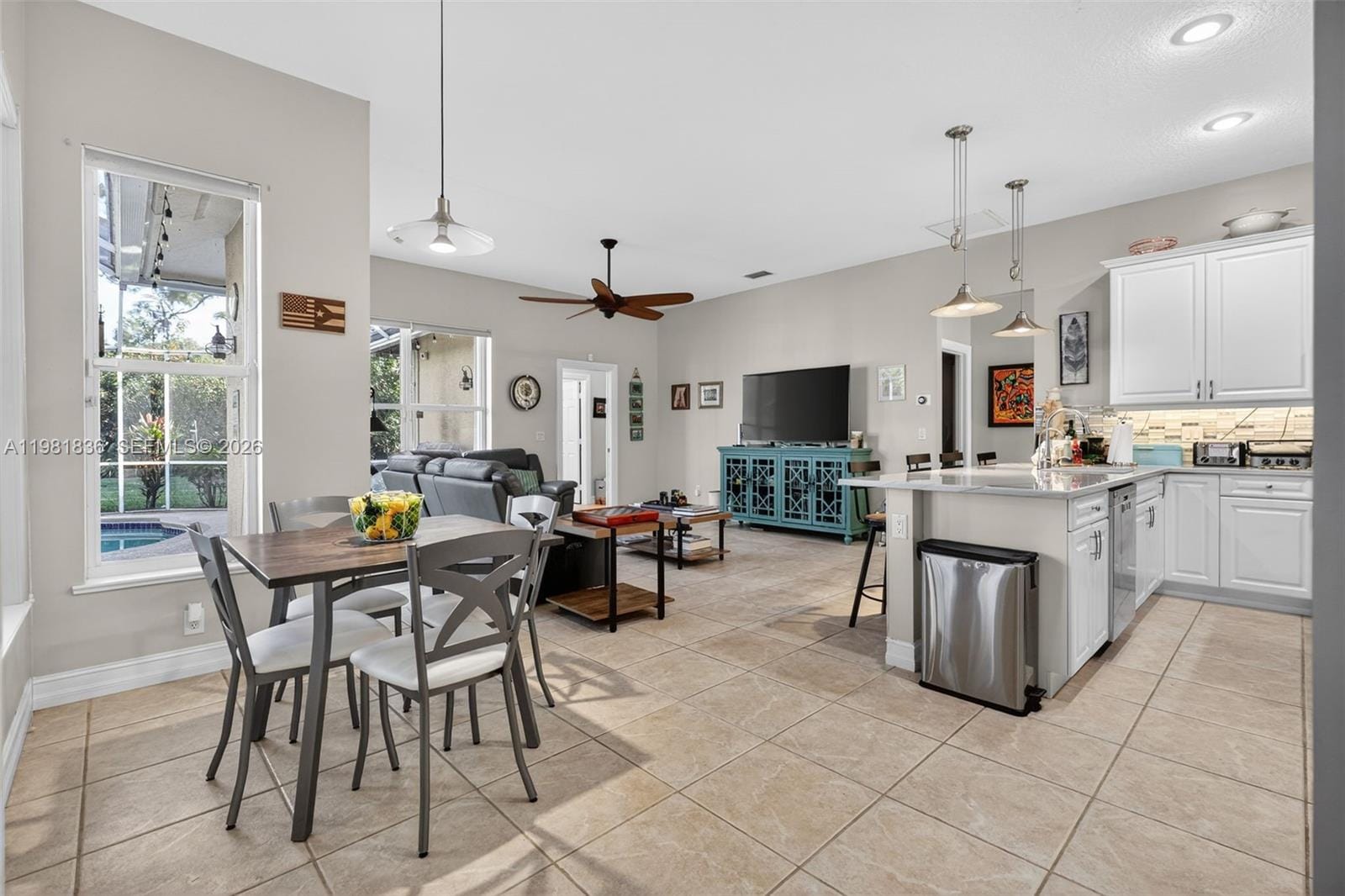 7702 SE Mammoth Drive, Hobe Sound, FL 33455 photo 11