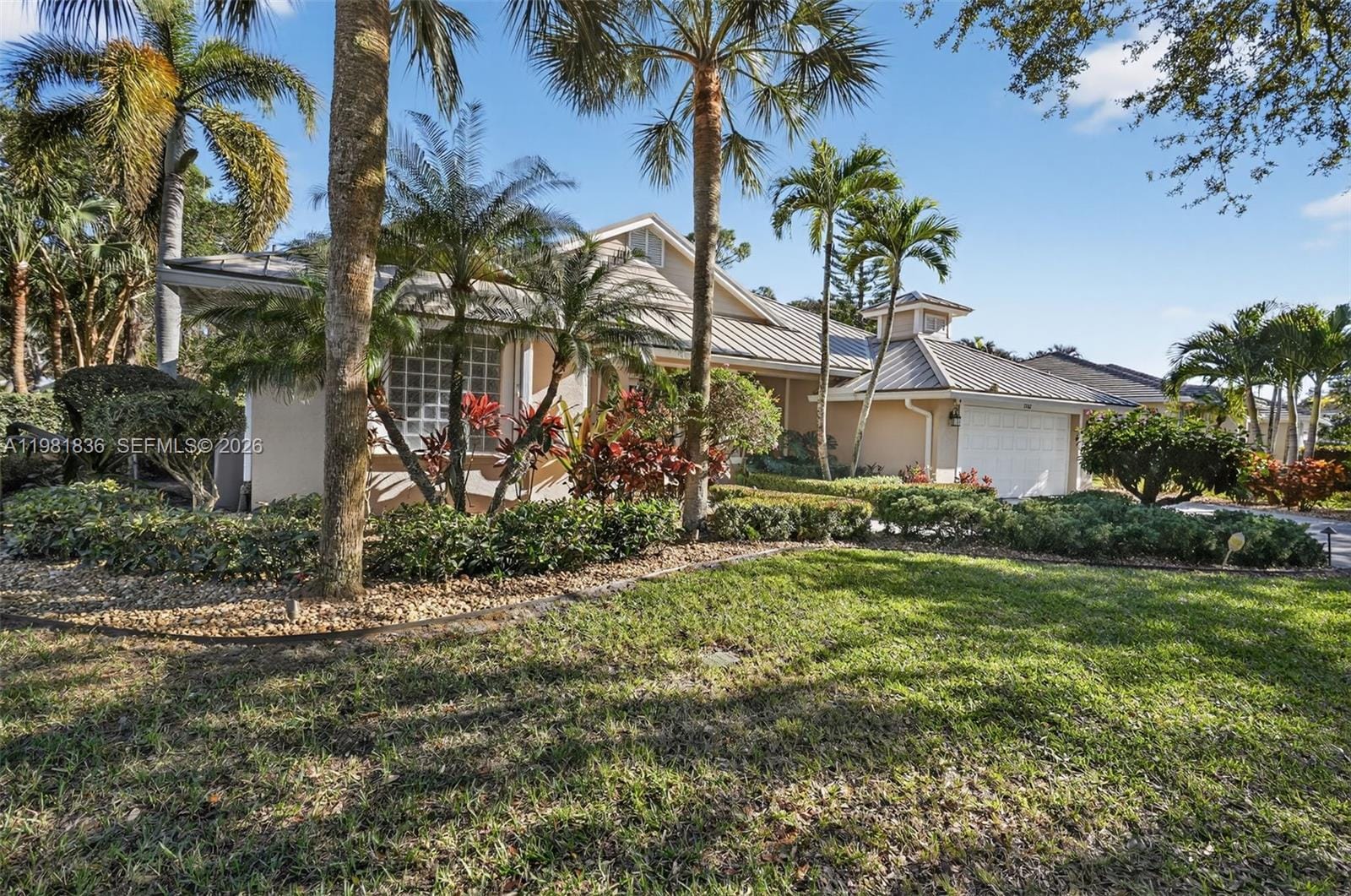7702 SE Mammoth Drive, Hobe Sound, FL 33455 photo 3
