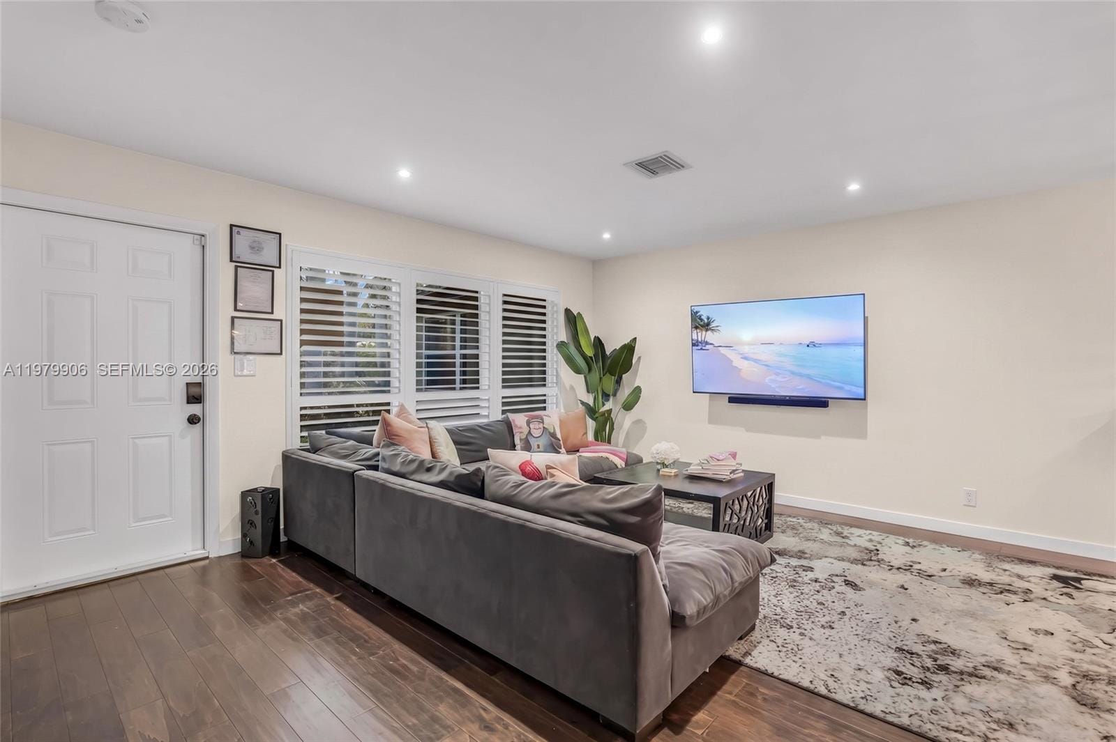 801 NW 24th Street, Wilton Manors, FL 33311 photo 11