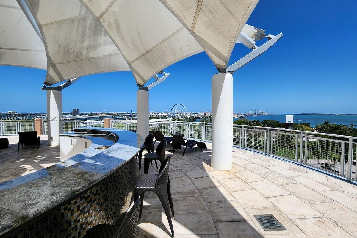 253 NE 2nd Street 220, Miami, FL 33132 photo 9