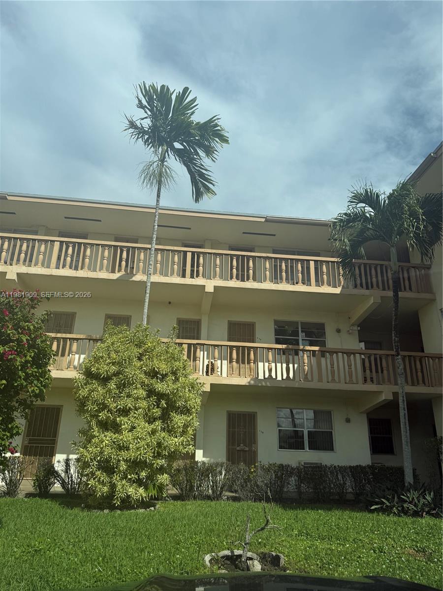 16701 NE 13th Avenue 214, North Miami Beach, FL 33162, North Miami Beach