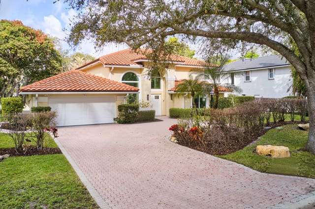 140 Victorian Lane, sold in North Fork, Jupiter, FL