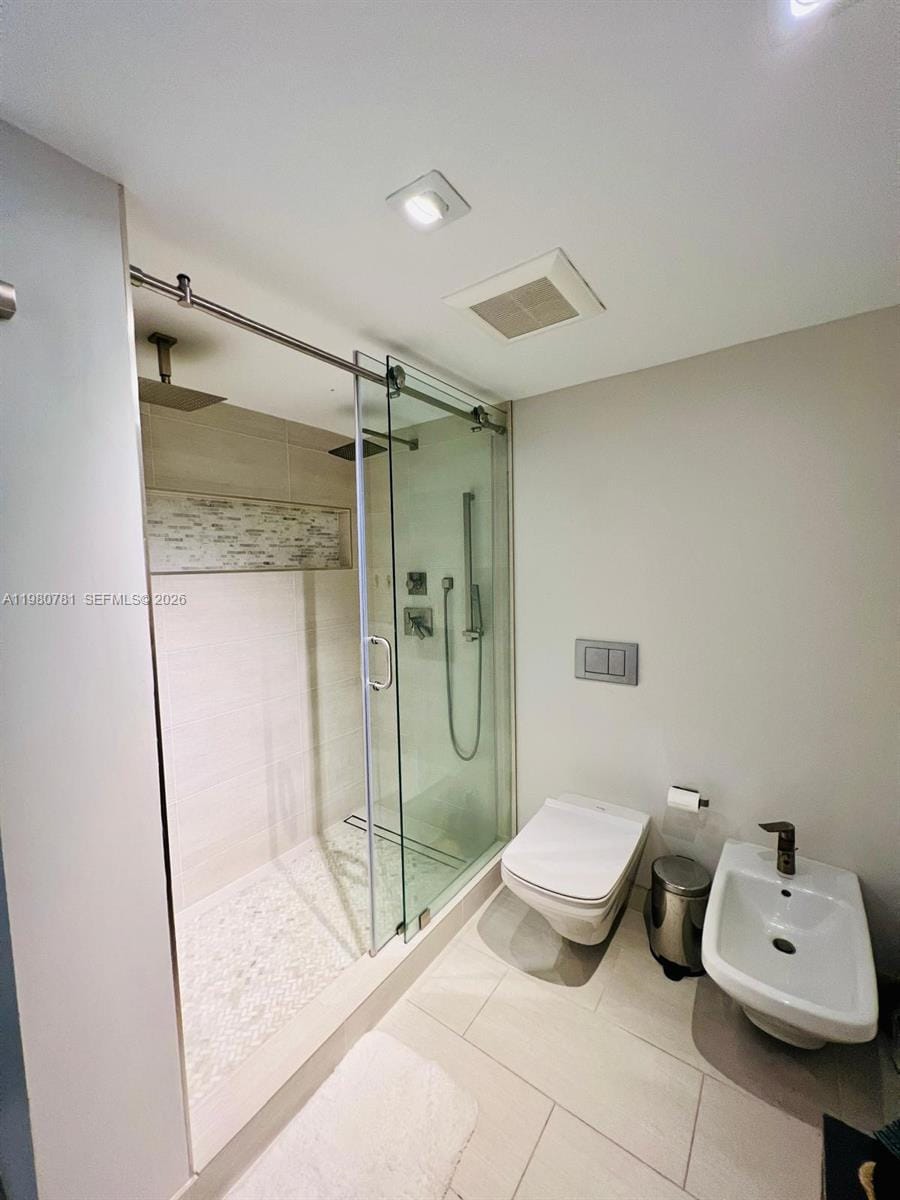 6039 Collins Avenue 1223, Miami Beach, FL 33140 photo 10