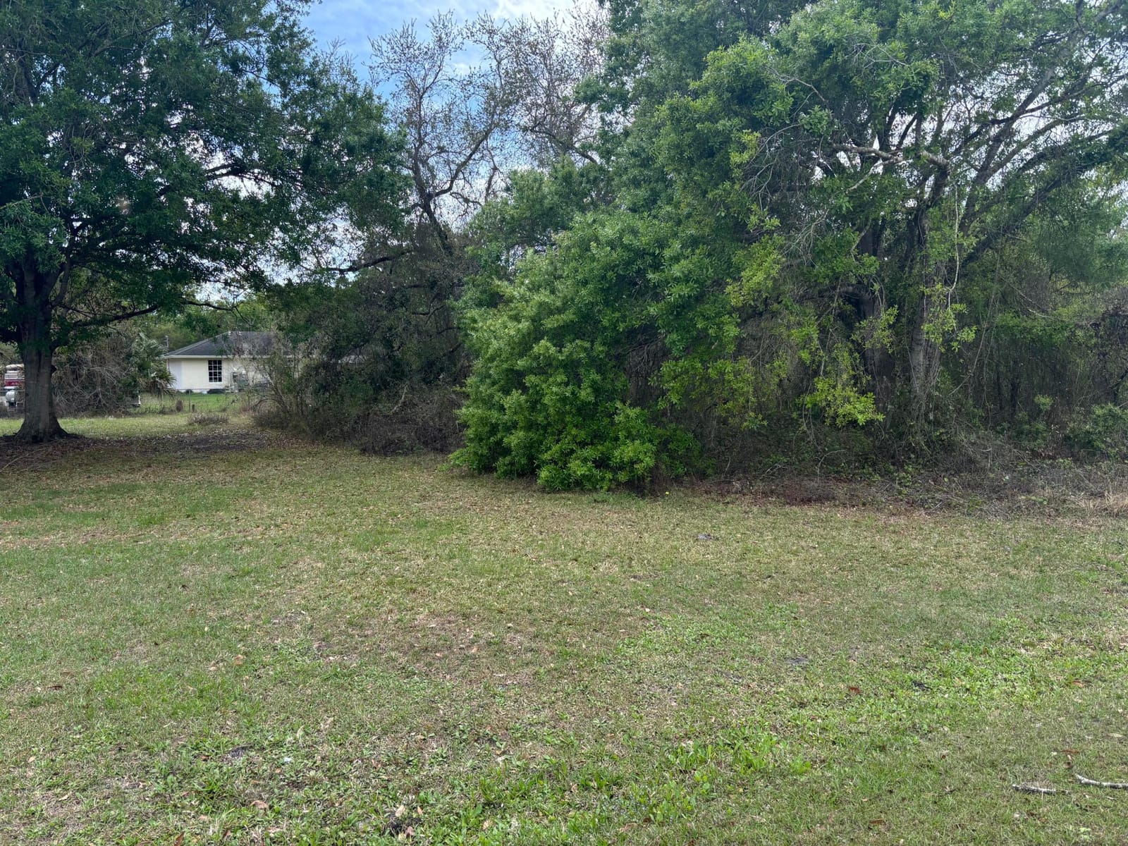 7834 NW 83rd Court, Okeechobee, FL 34972