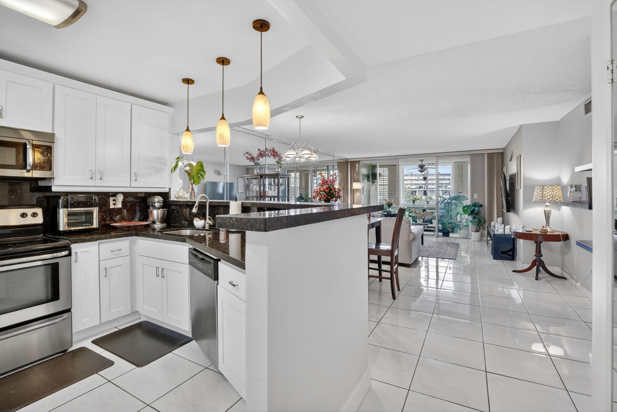 1690 NE 191st Street 408-1, Miami, FL 33179, Miami