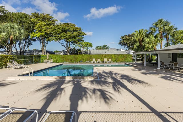 16036 Fairway Lane 27, sold in Villas AT Bonaventure IN, Weston, FL