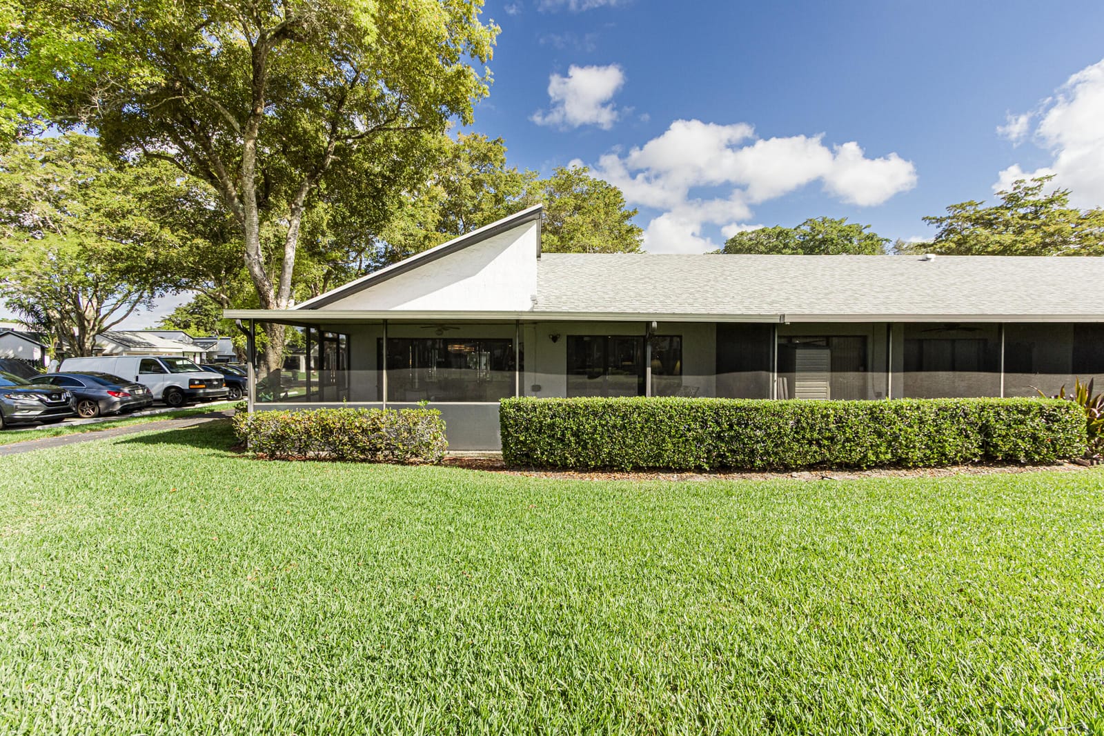 16036 Fairway Lane 27, Weston, FL 33326 photo 6