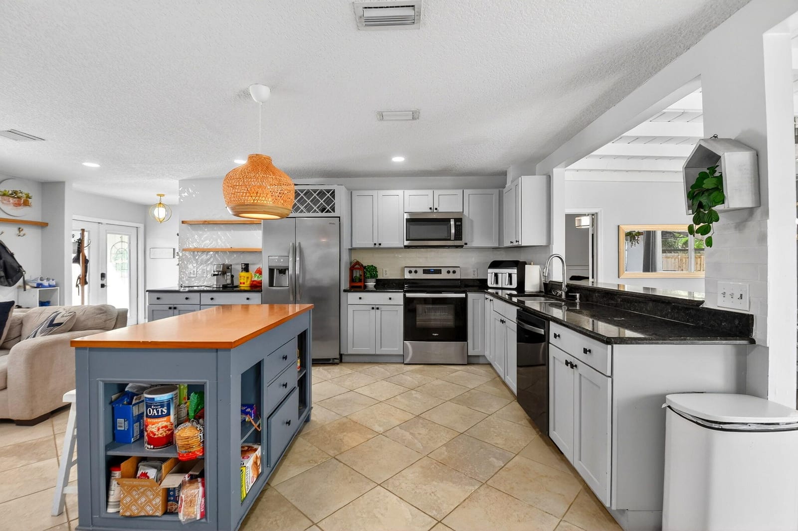 320 Riverdale Road, Palm Springs, FL 33461 photo 15