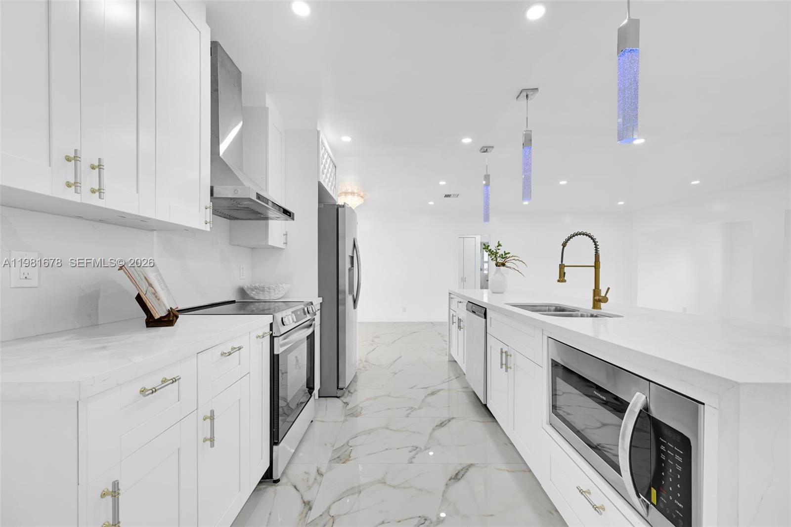 11011 NE 9th Court — photo 11