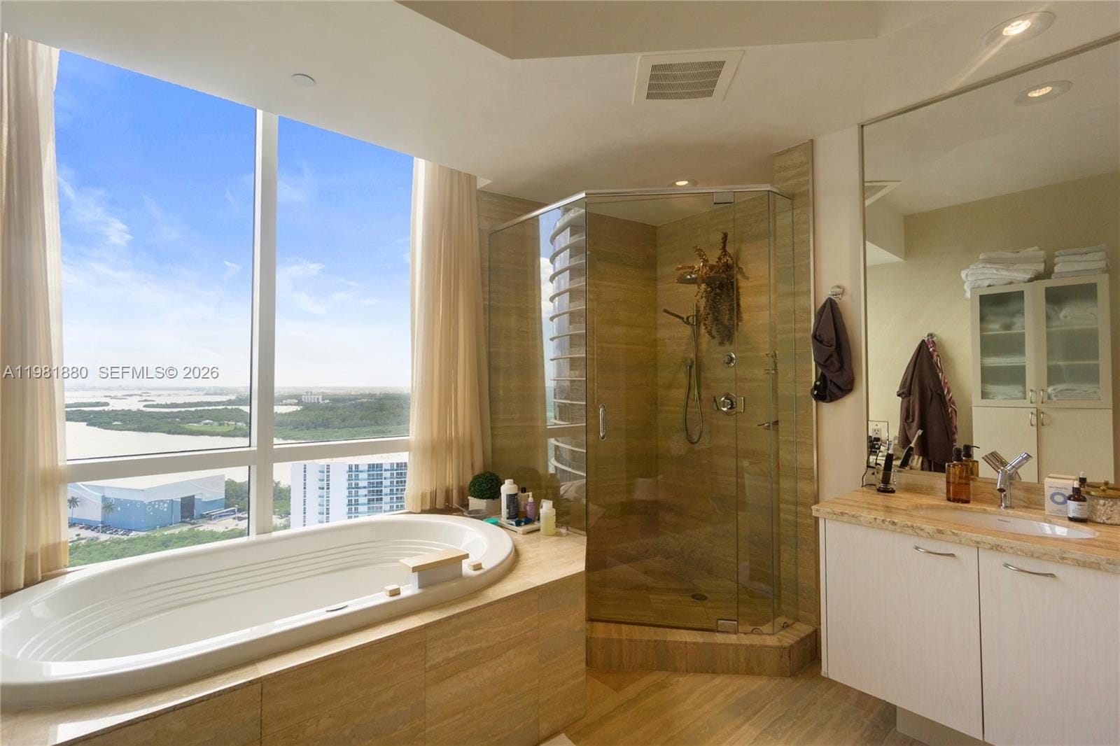 15811 Collins Avenue 2606, Sunny Isles Beach, FL 33160 photo 22