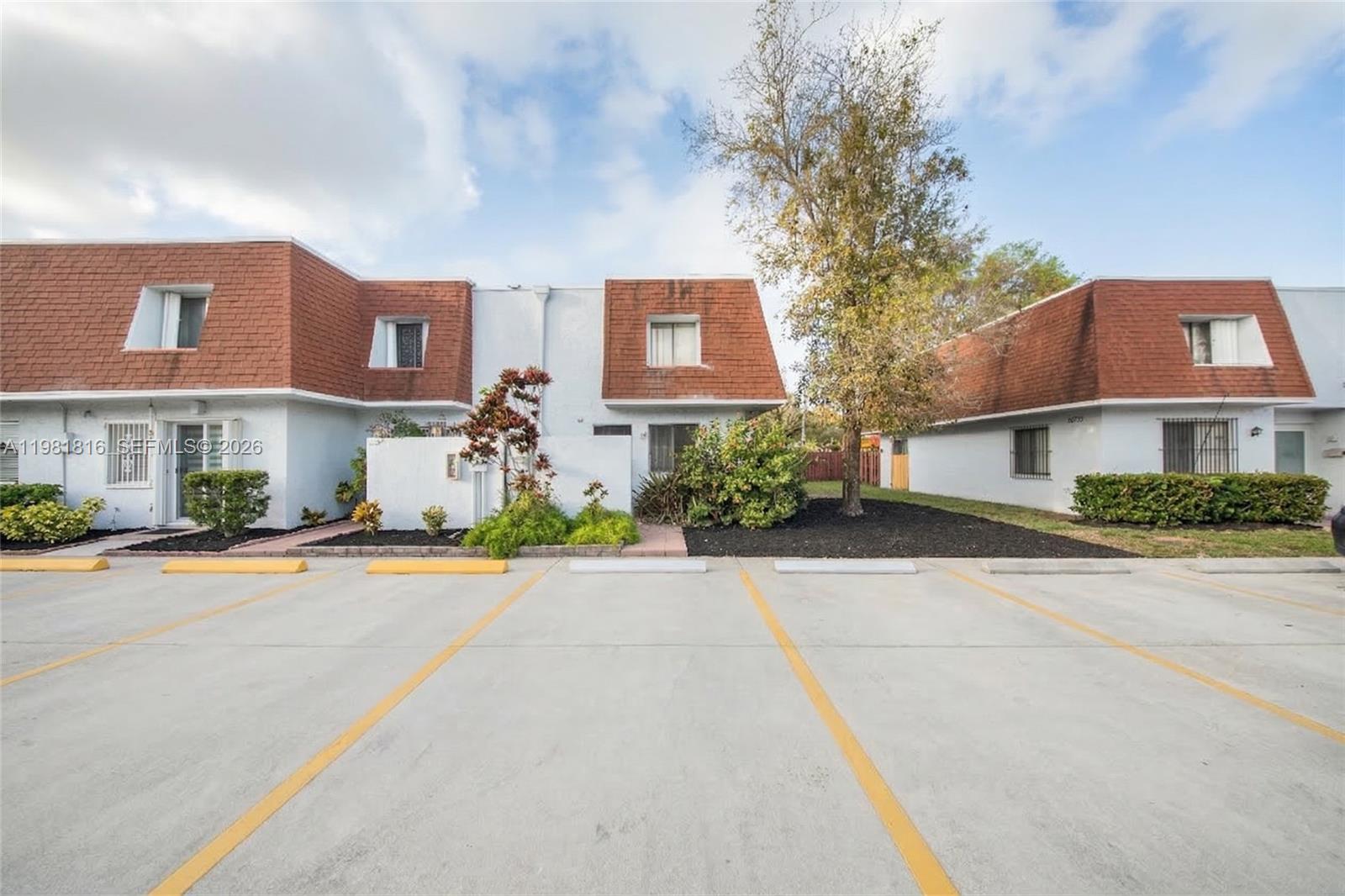 10710 NW 7th Street 11B, Miami, FL 33172, Miami
