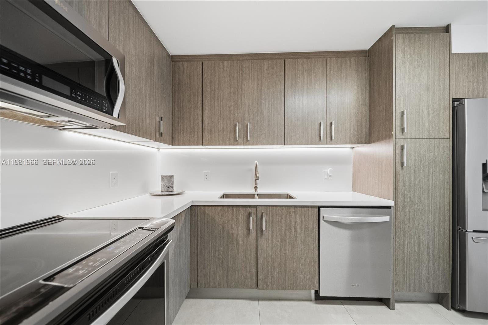 5750 Collins Avenue 4F, Miami Beach, FL 33140 photo 14