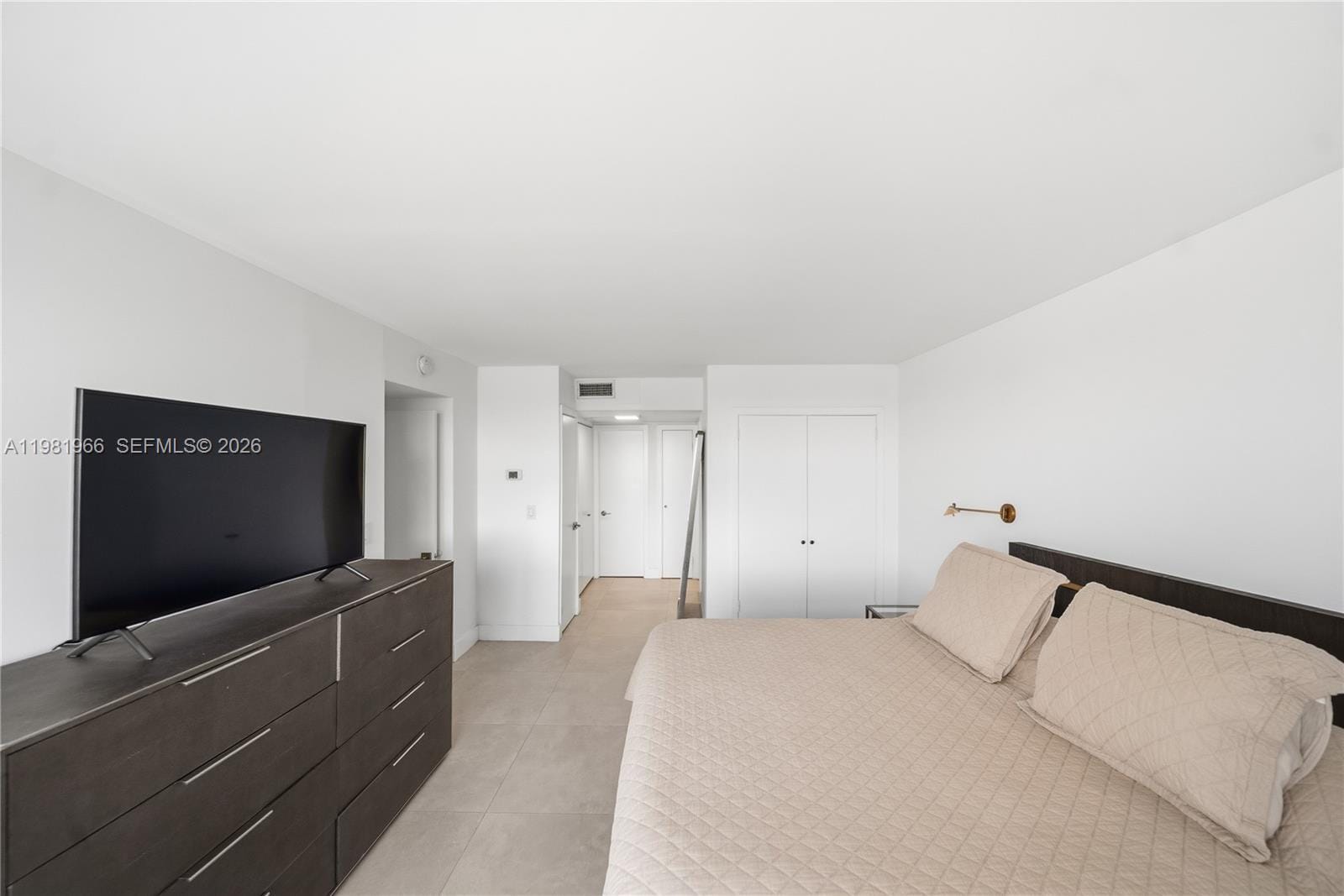 5750 Collins Avenue 4F, Miami Beach, FL 33140 photo 23