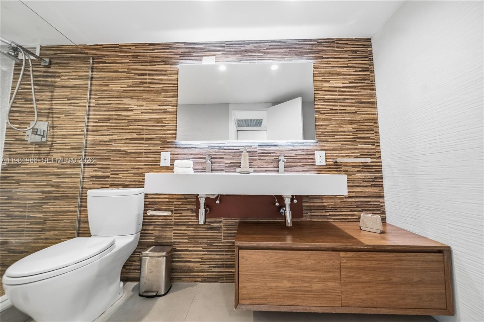 5750 Collins Avenue 4F, Miami Beach, FL 33140 photo 25