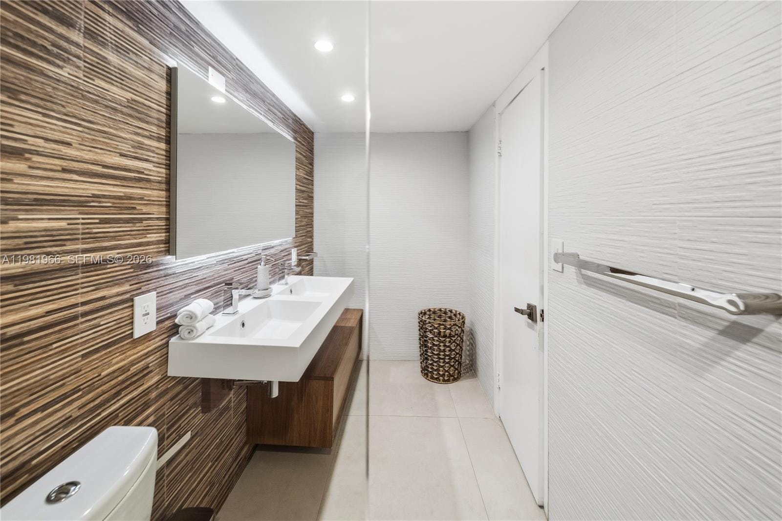 5750 Collins Avenue 4F, Miami Beach, FL 33140 photo 26