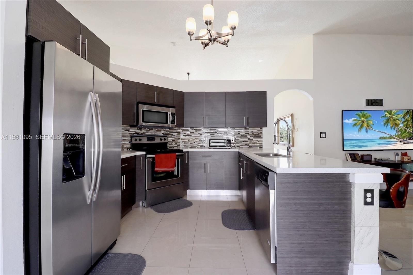 8070 SW 157th Place — photo 7