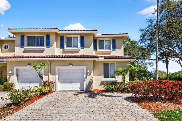 3092 N Evergreen Circle E 3092, sold in Quantum Park Townhomes, Boynton Beach, FL