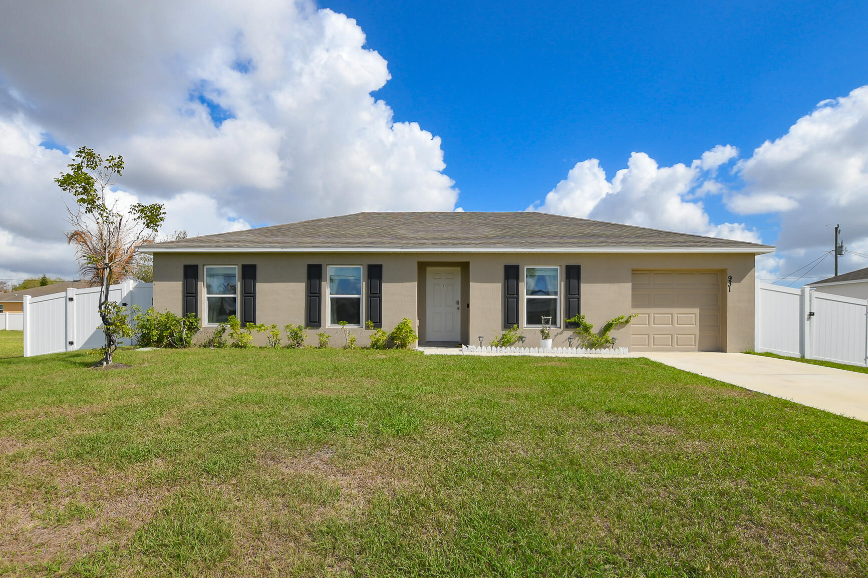 931 SW Sultan Drive, Port St. Lucie, FL 34953, Port St Lucie