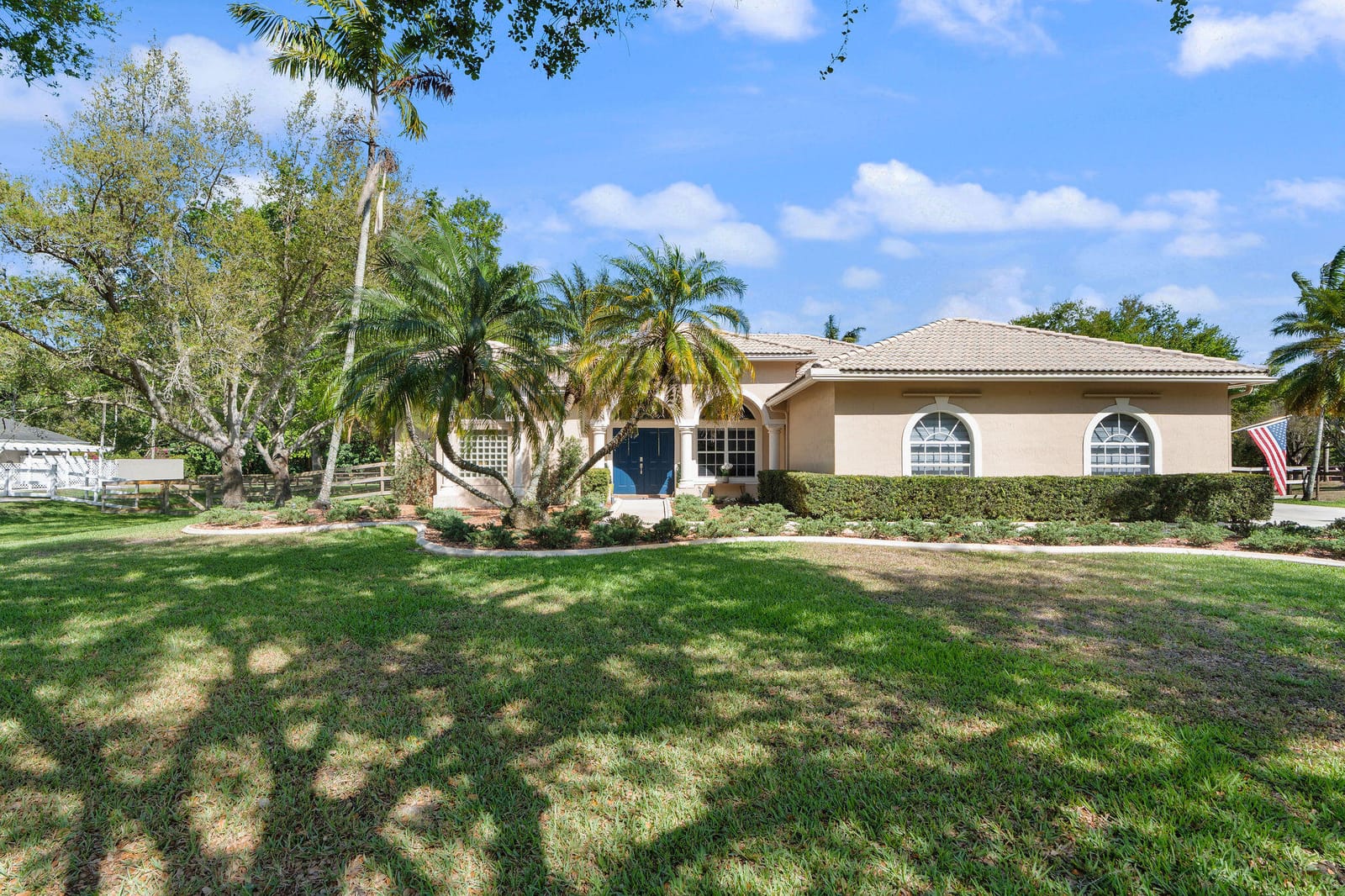 5230 SW 195th Terrace Terrace — photo 11