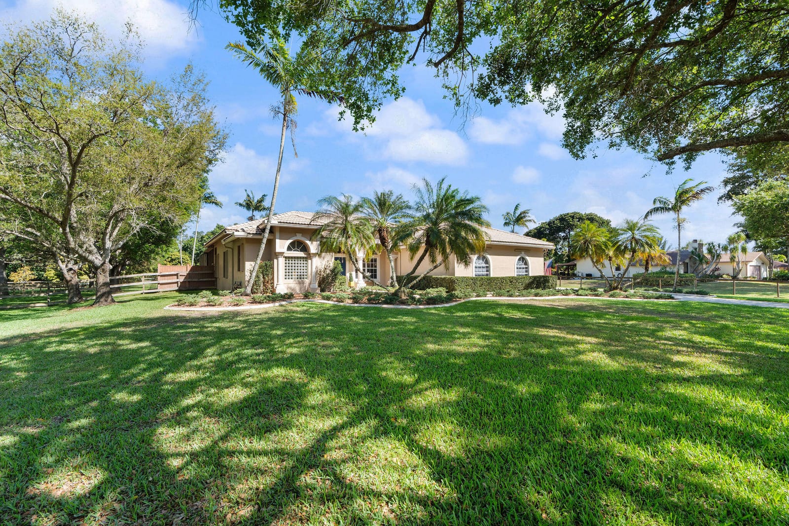 5230 SW 195th Terrace Terrace — photo 10