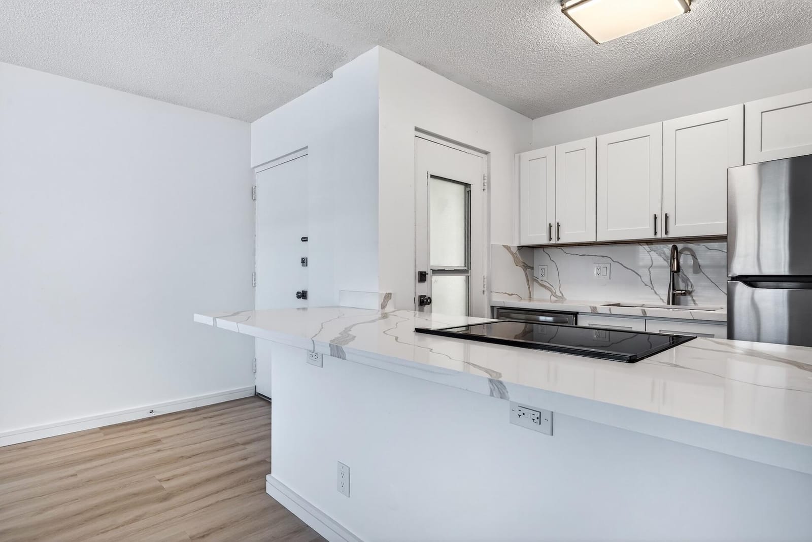 2555 NE 11th Street 202, Fort Lauderdale, FL 33304 photo 8