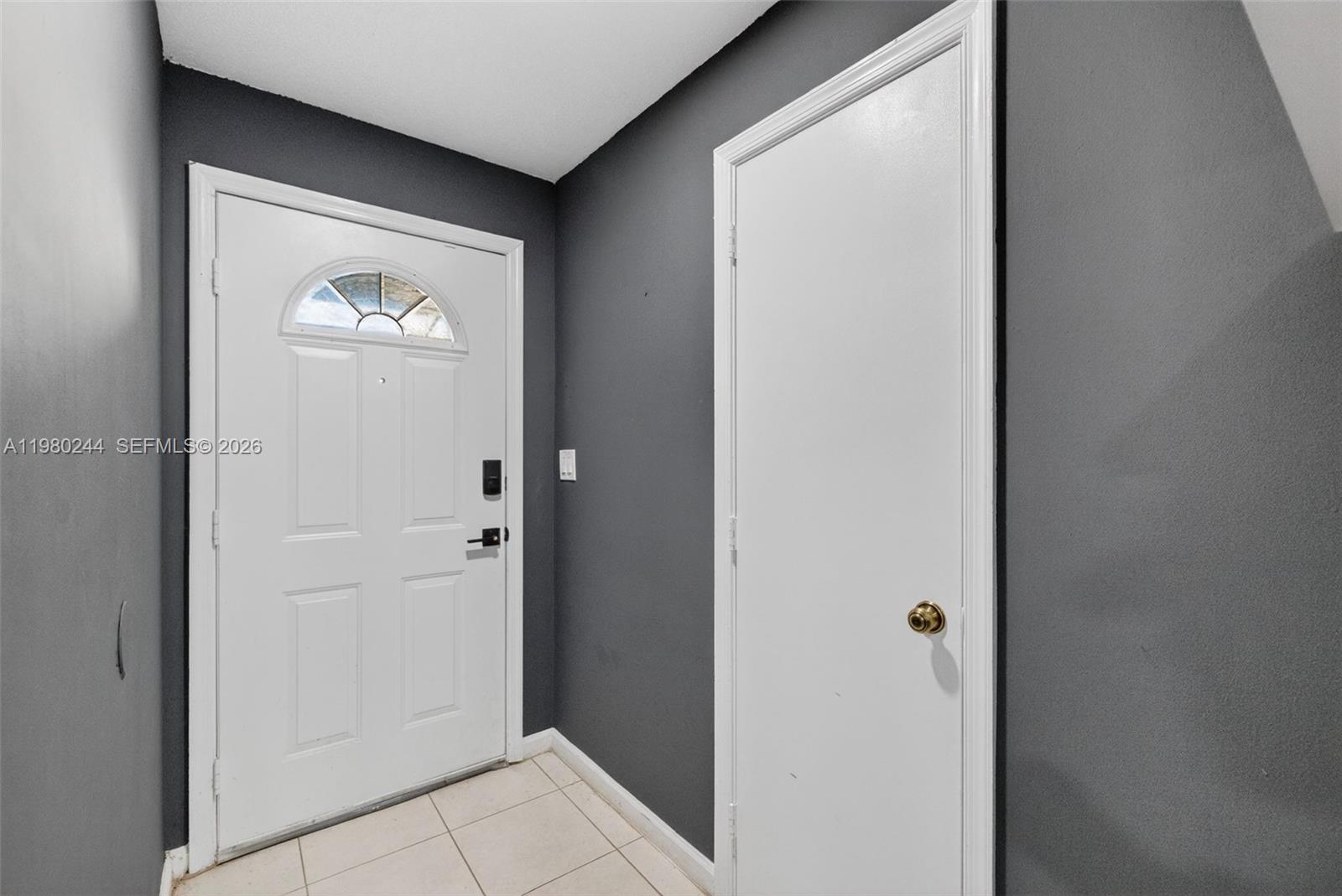 5843 Woodlands Boulevard — photo 8
