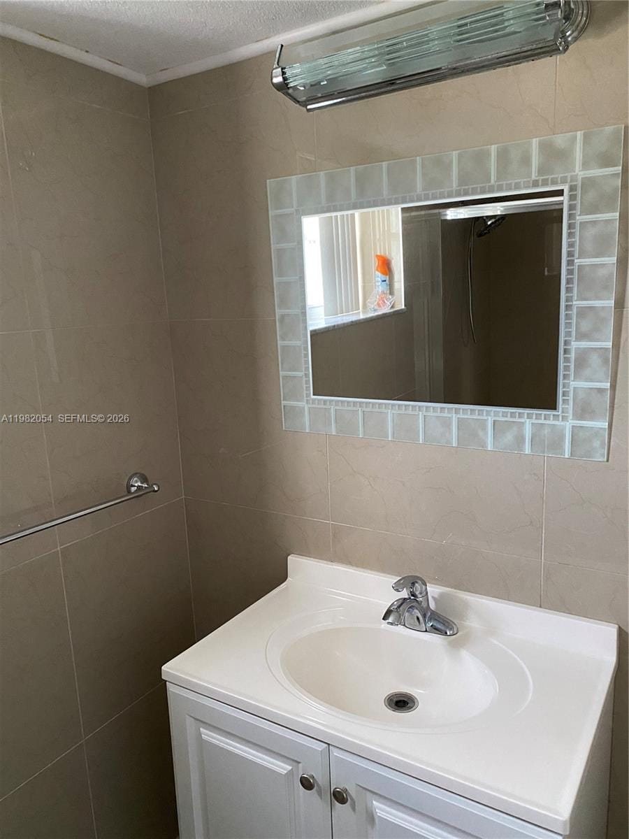 802 NE 26th Avenue 802 — photo 5