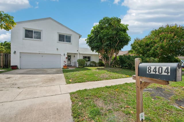 8404 SW 20th Street, North Lauderdale, FL 33068