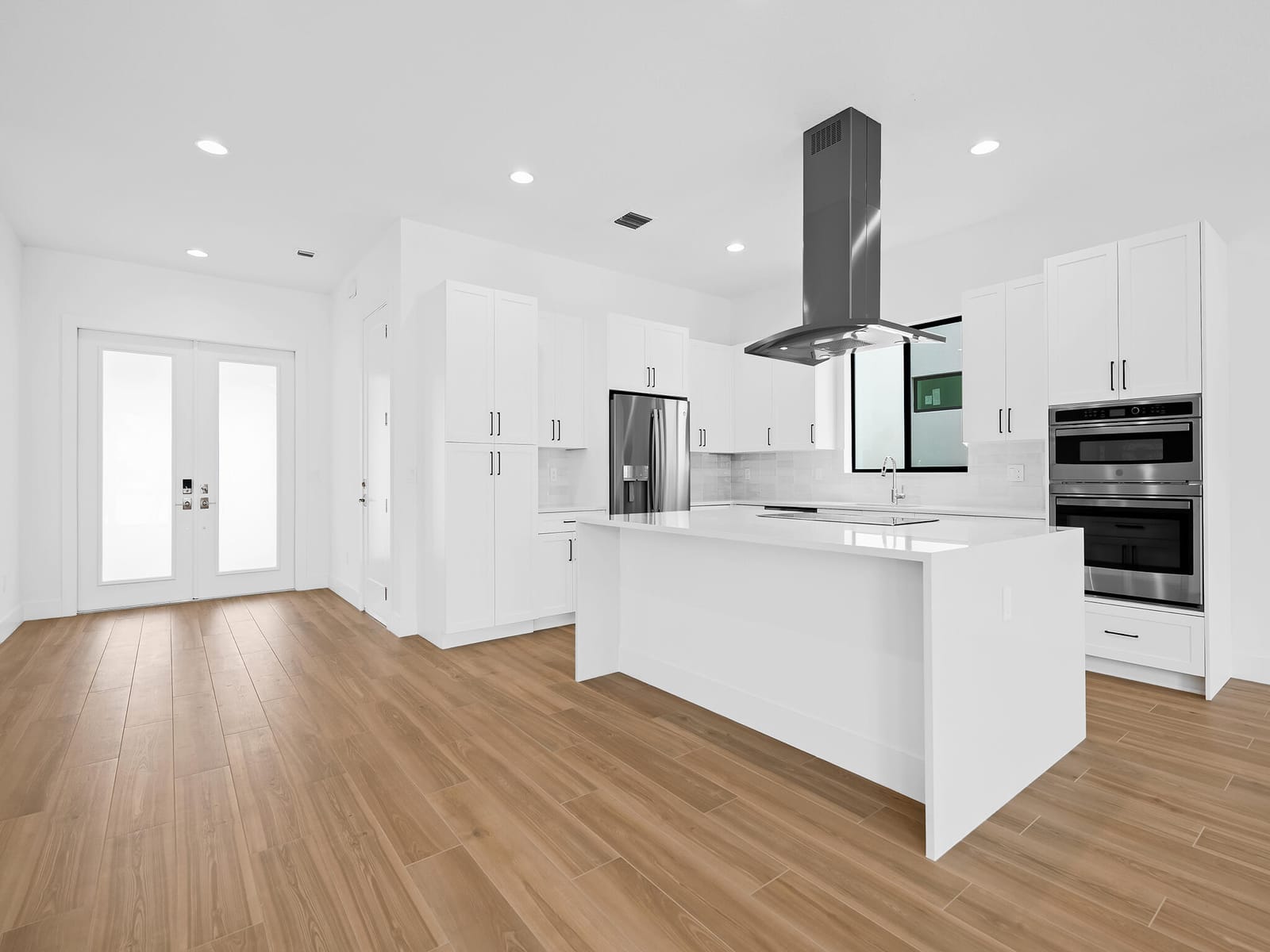 1437 SW 23rd Court — photo 3