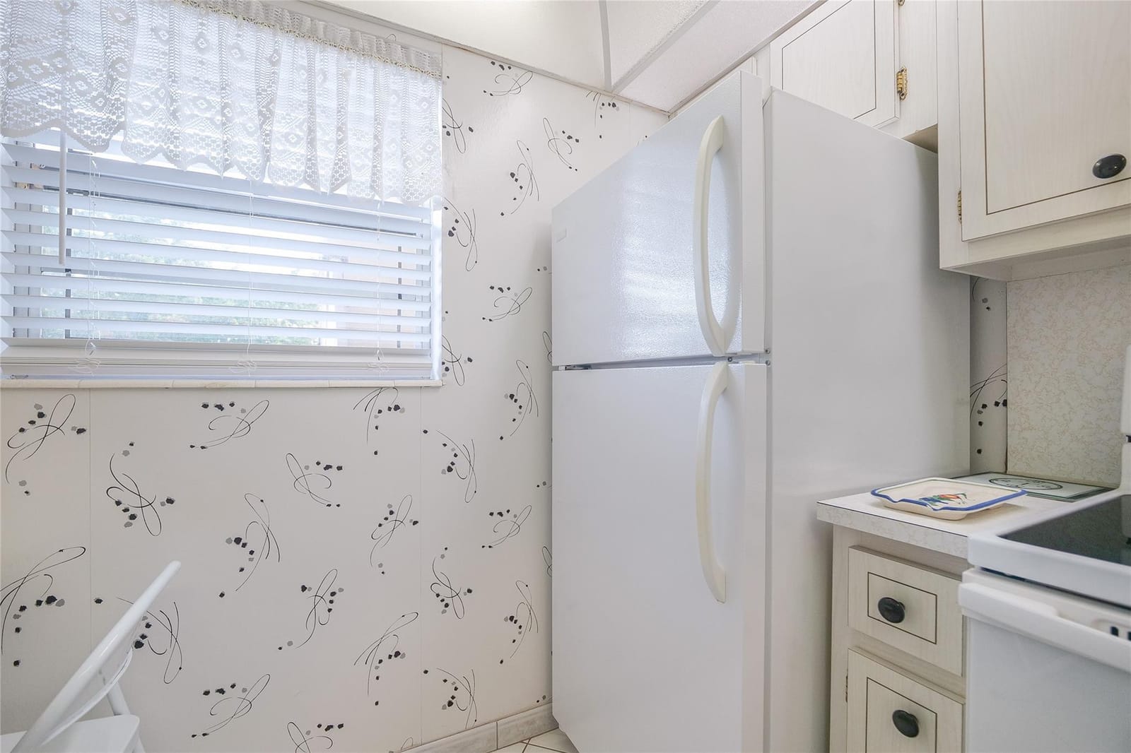 3431 NW 50th Avenue 213, Lauderdale Lakes, FL 33319 photo 14