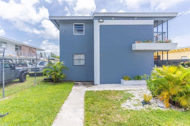 1445 NW 2nd Avenue 3, Florida City, FL 33034