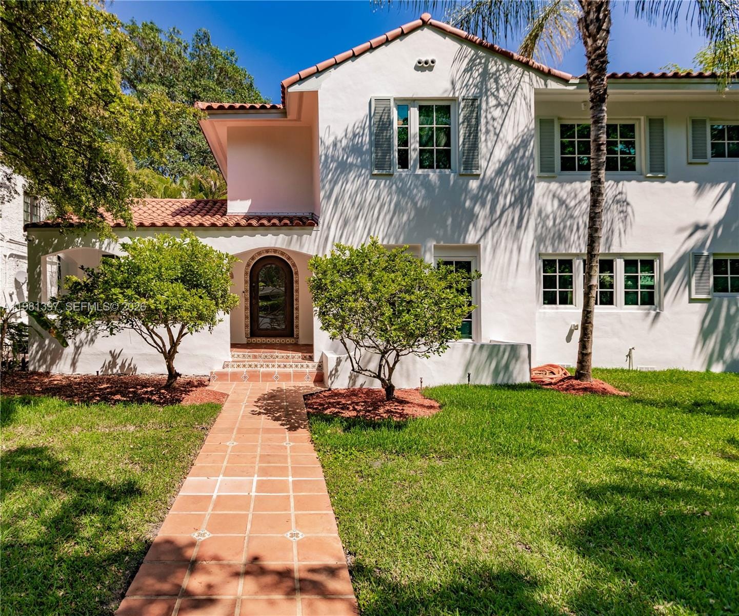 2111 Alhambra Circle, Coral Gables, FL 33134 photo 2
