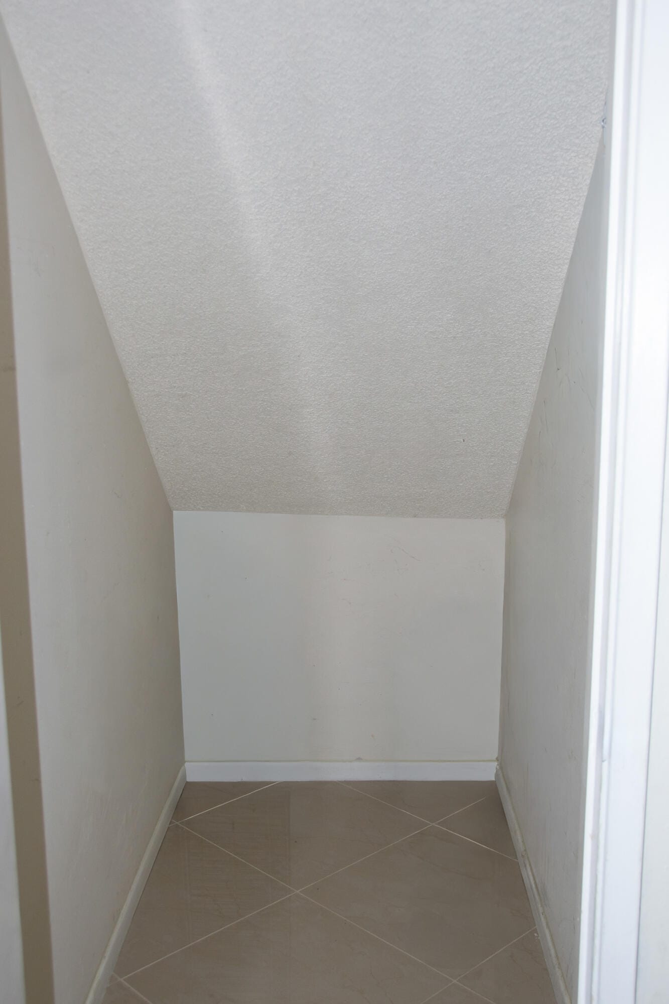 503 Gardens Drive 101, Pompano Beach, FL 33069 photo 10