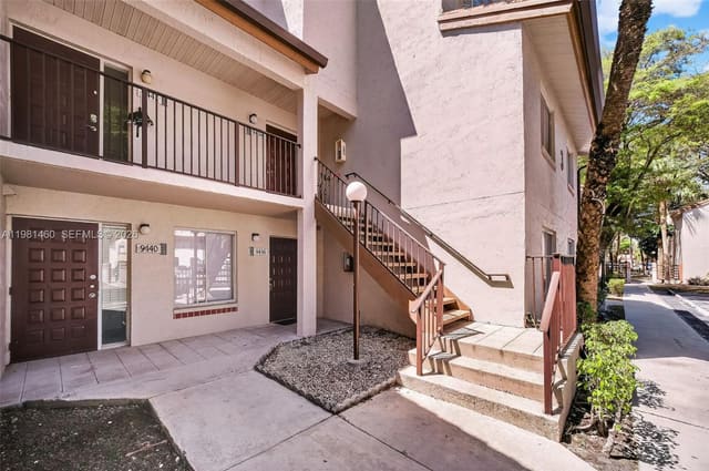 9436 SW 140th Court 9436, sold in Parc Vista Condo, Miami, FL