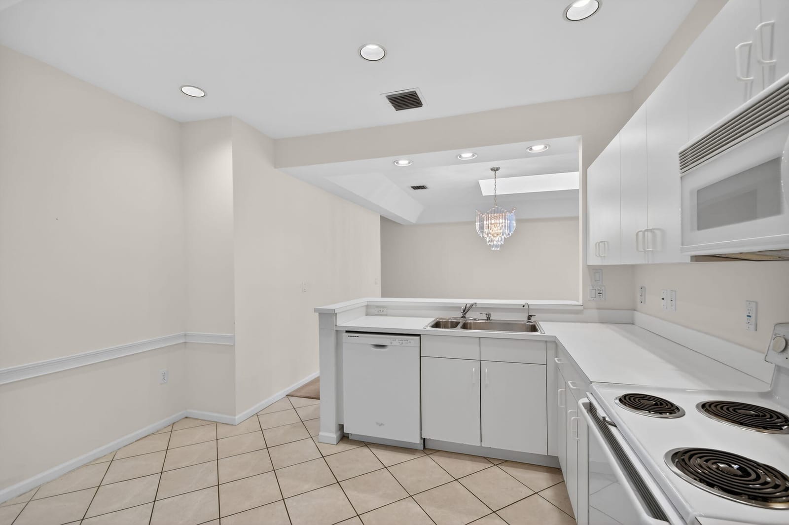 12574 Crystal Pointe Drive C — photo 6
