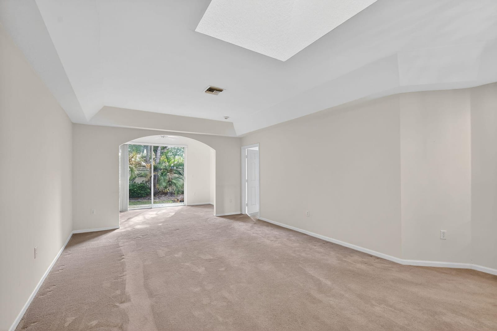 12574 Crystal Pointe Drive C — photo 10