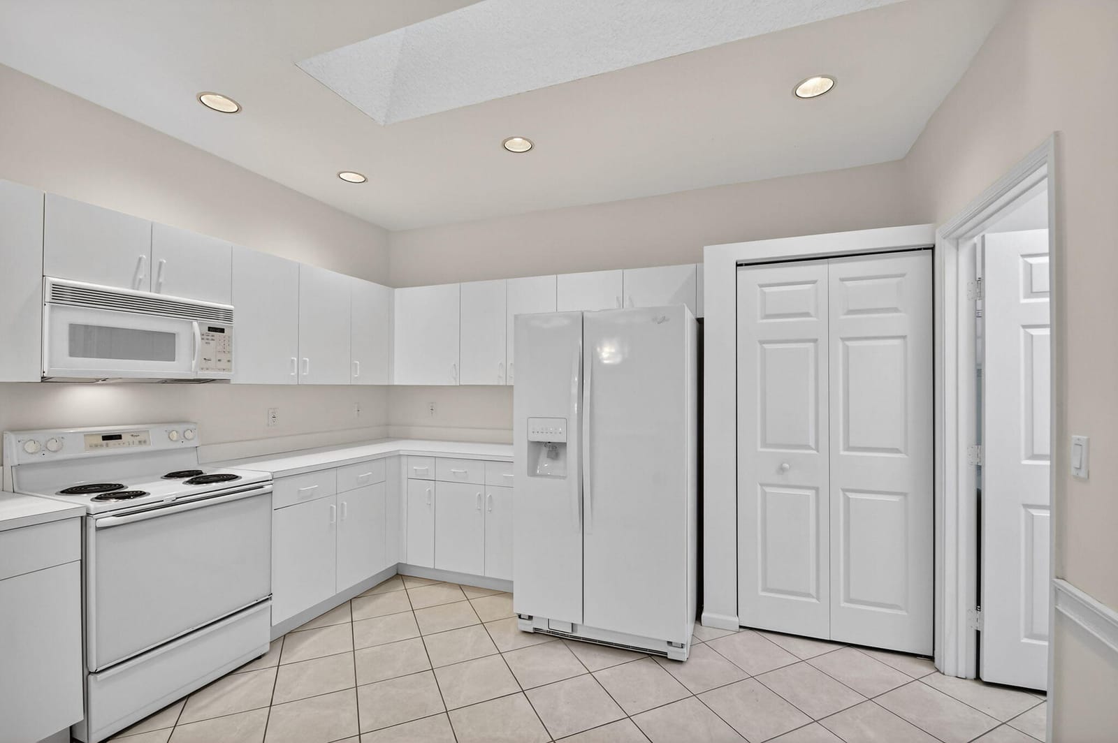 12574 Crystal Pointe Drive C — photo 5