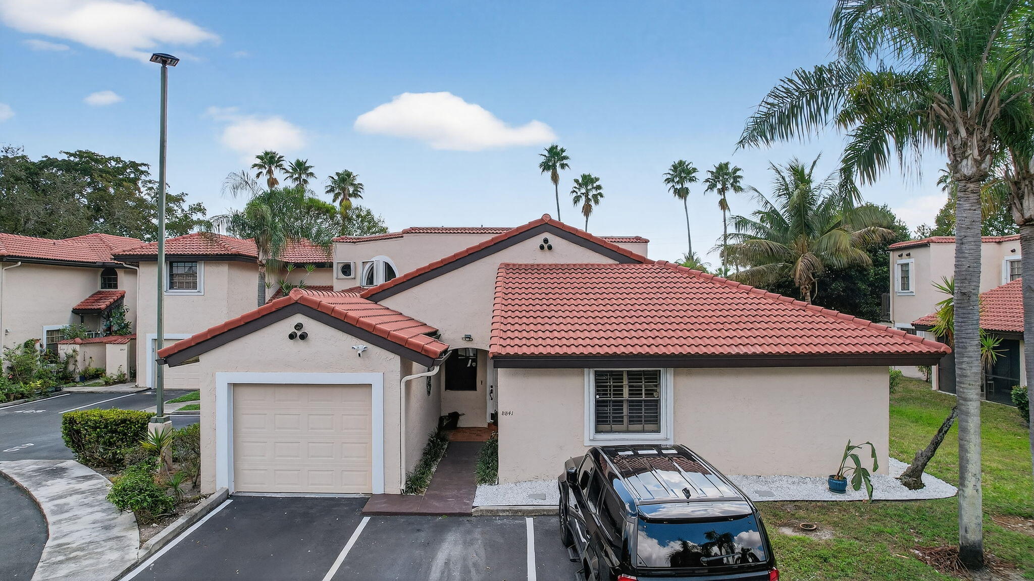 8841 W Sunrise Boulevard, Plantation, FL 33322, Plantation