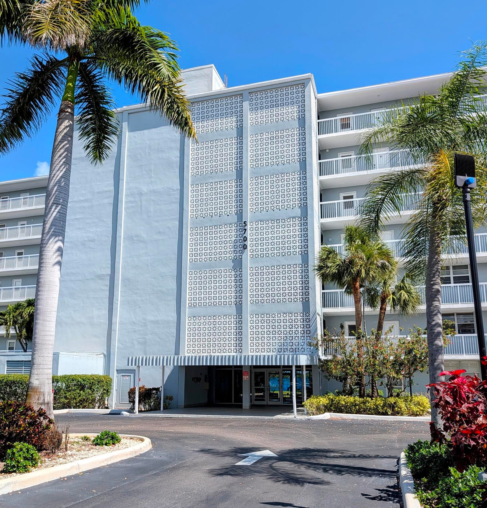 5700 NW 2nd Avenue 509, Boca Raton, FL 33487 photo 2