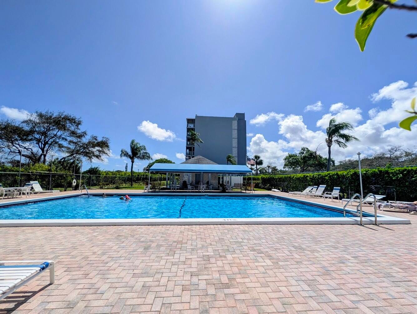 5700 NW 2nd Avenue 509, Boca Raton, FL 33487 photo 16