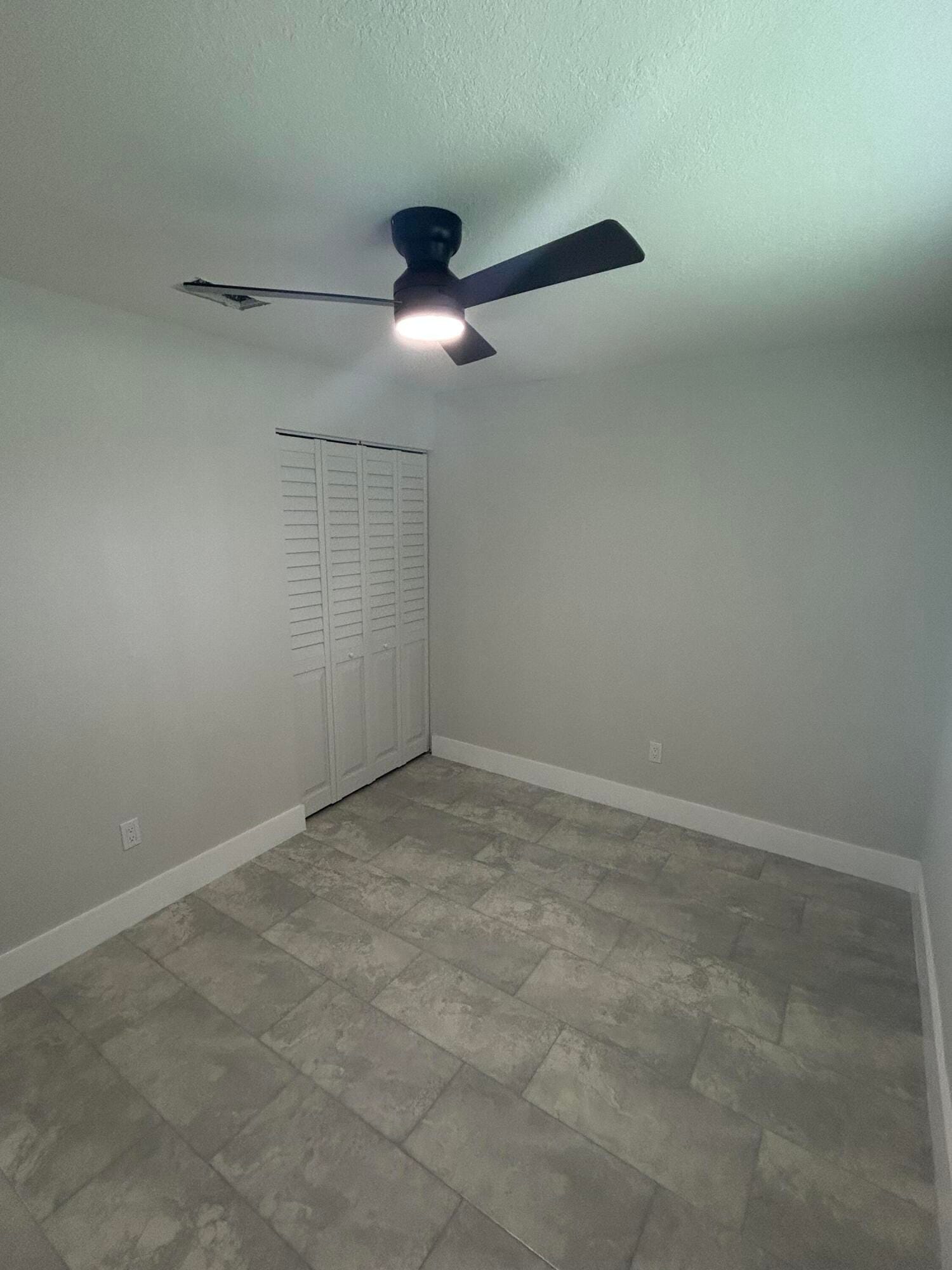 1531 W Avenue H W, Riviera Beach, FL 33404 photo 14