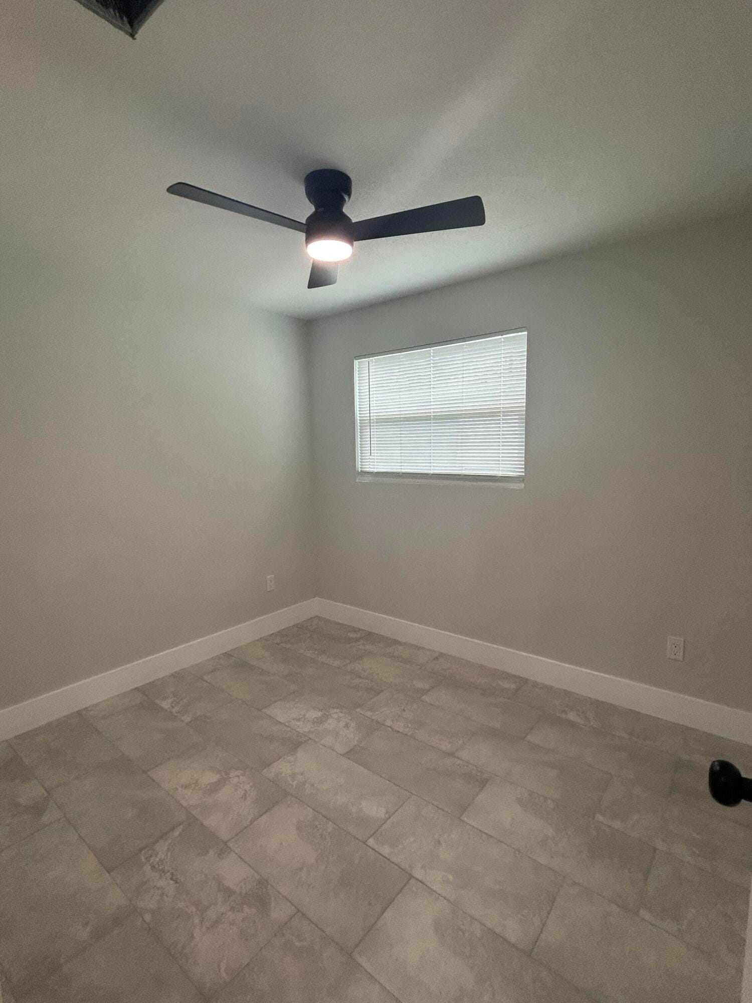 1531 W Avenue H W, Riviera Beach, FL 33404 photo 17