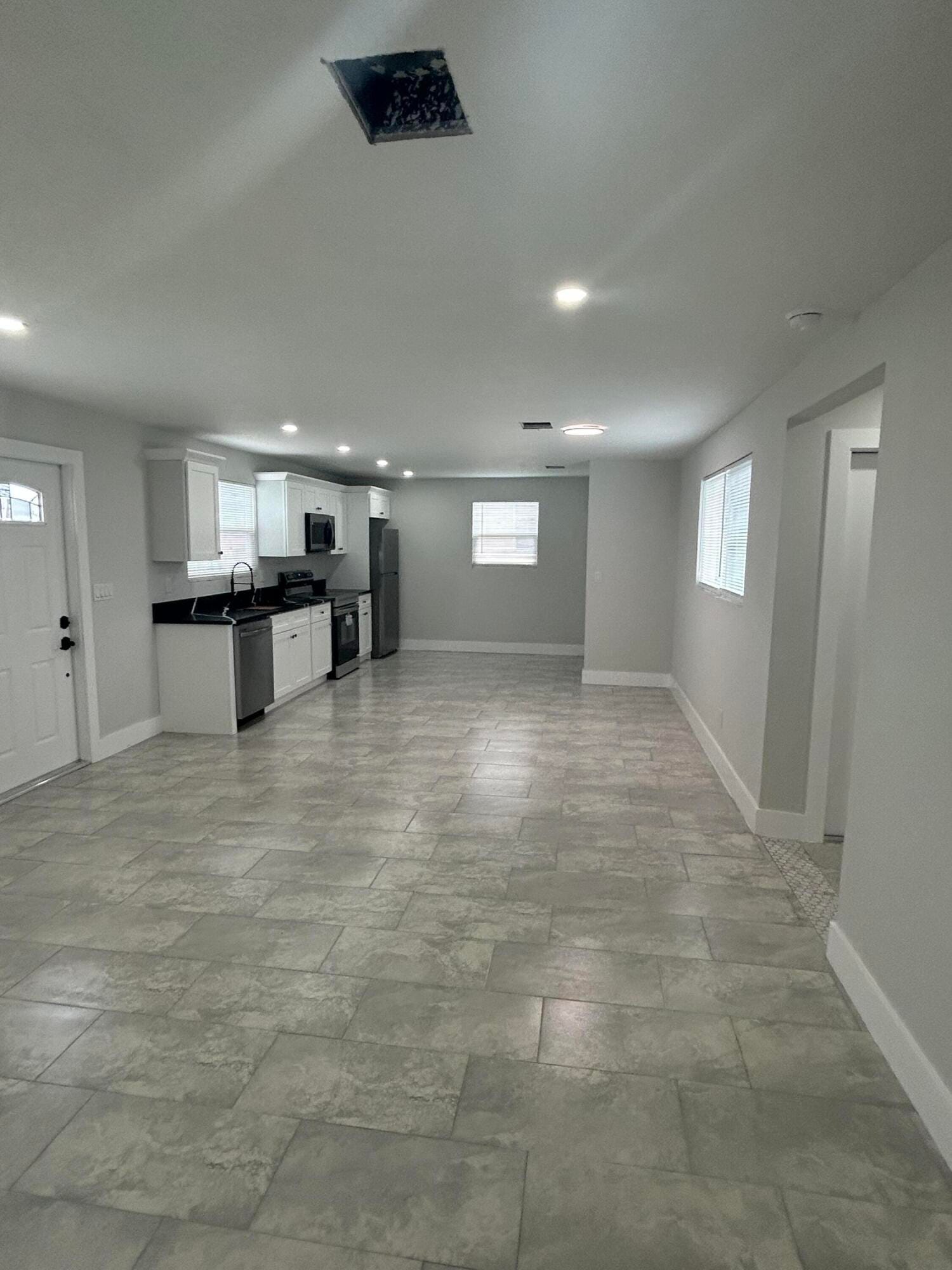 1531 W Avenue H W, Riviera Beach, FL 33404 photo 25