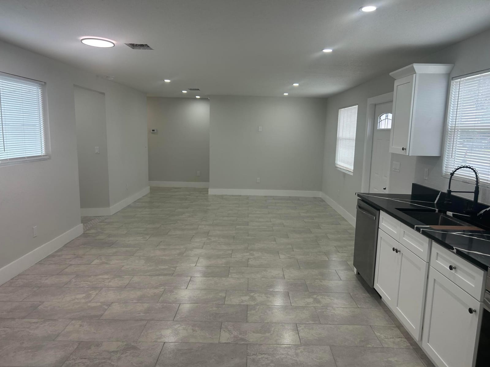 1531 W Avenue H W, Riviera Beach, FL 33404 photo 28