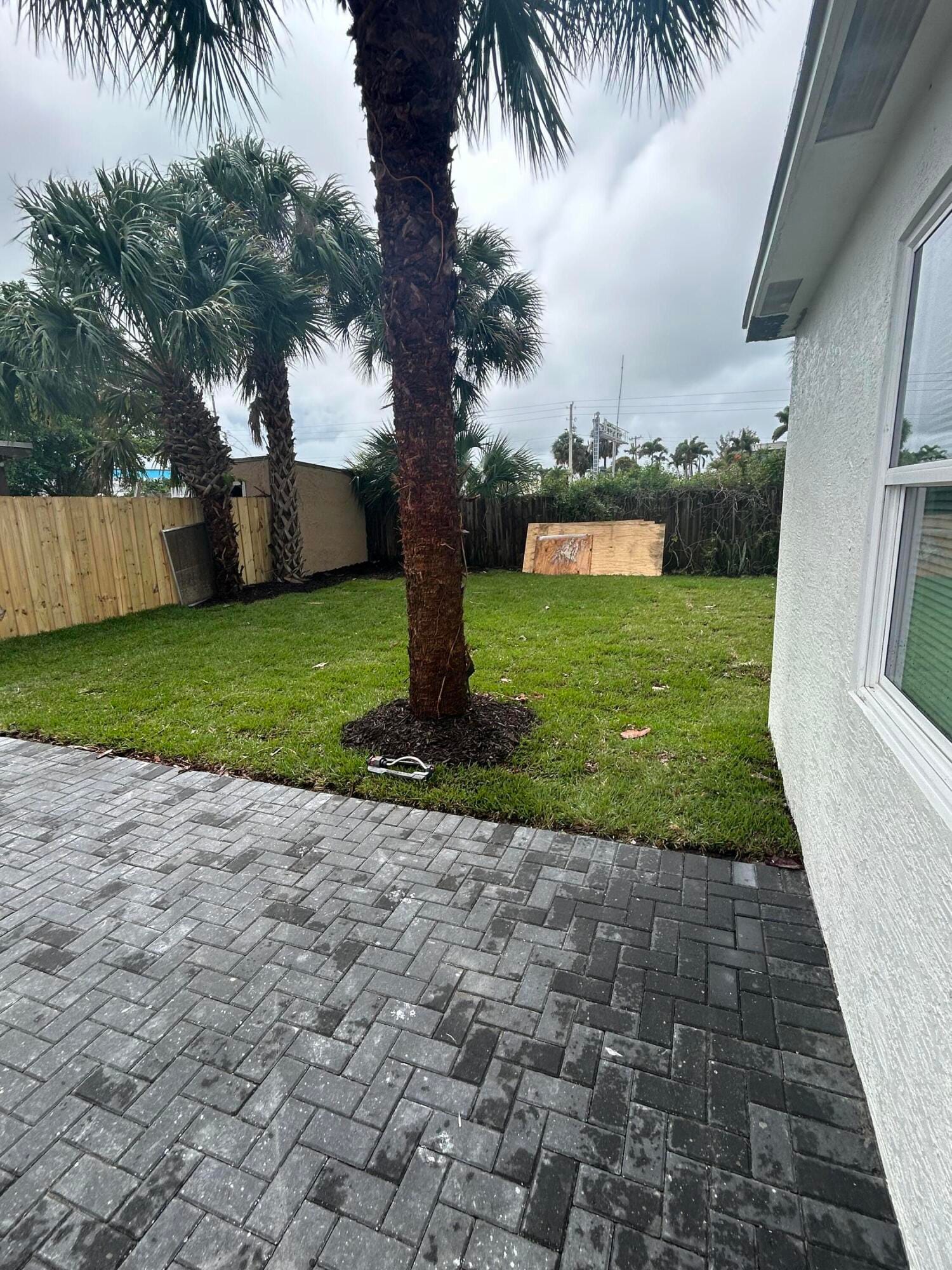 1531 W Avenue H W, Riviera Beach, FL 33404 photo 6